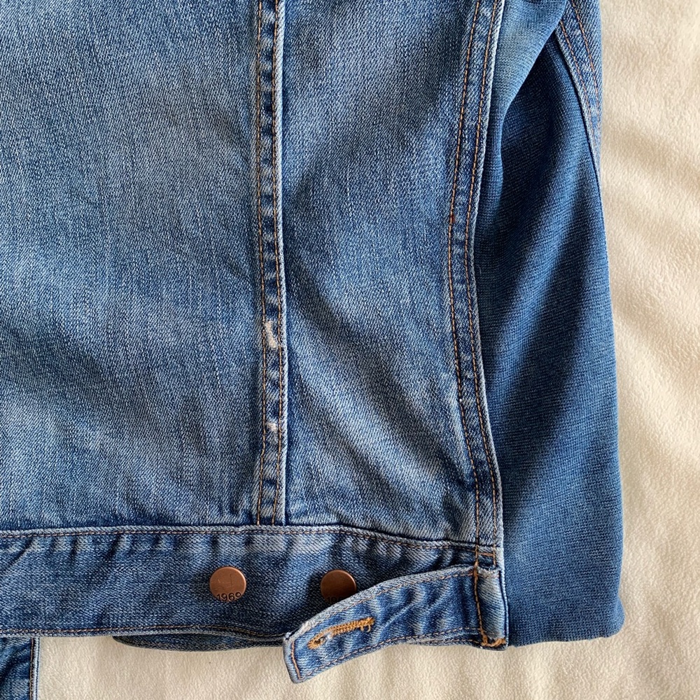 Jean jacket - Picture 3 of 4